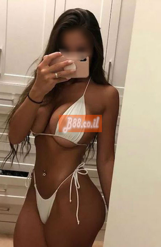 זוהר יש חיוך מקסים ועדין קול זוהר יש חיוך מקסים ועדין קול