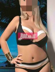 לבבות הסמלי אוונגרד-25 שנים