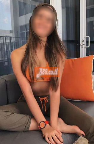 בצורה הרסנית מדהים, מדהים, בן 24 בצורה הרסנית מדהים, מדהים, בן 24