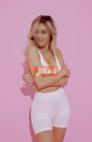 יש מתוק השדיים רוצה למצוא גבר